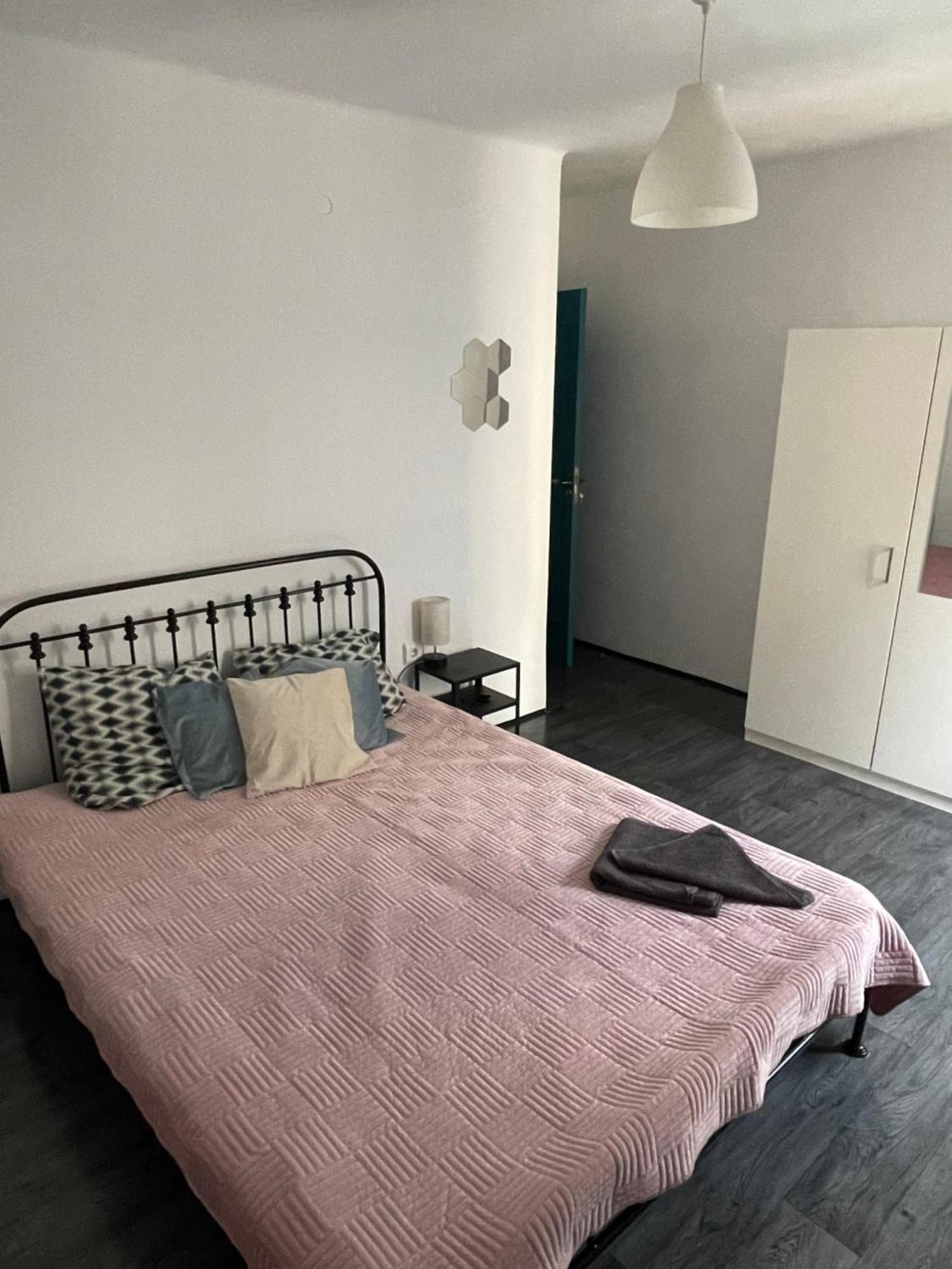 גאנדיה Apartamento Layla - Solo Familias מראה חיצוני תמונה